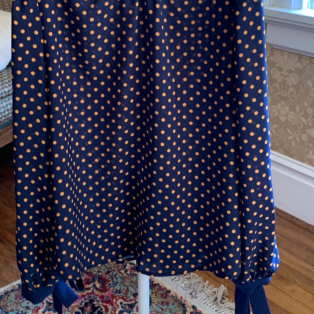 Sweet Rain tie sleeve back button blouse. Never worn